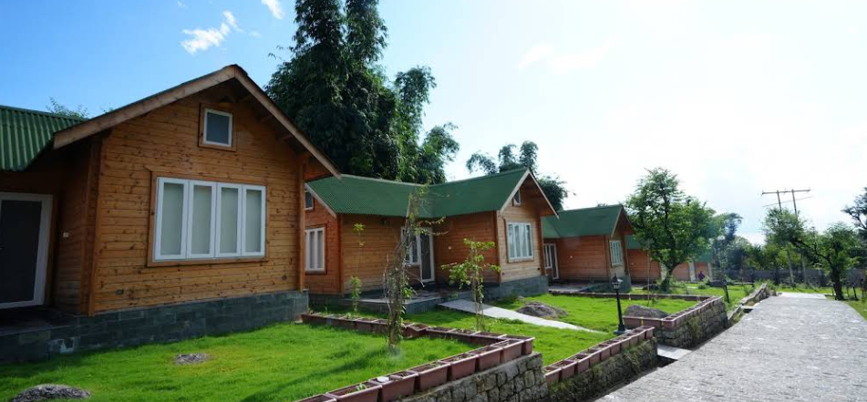 Resort in Dharamshala: Experience Comfort, Nature, and Himalayan Serenity